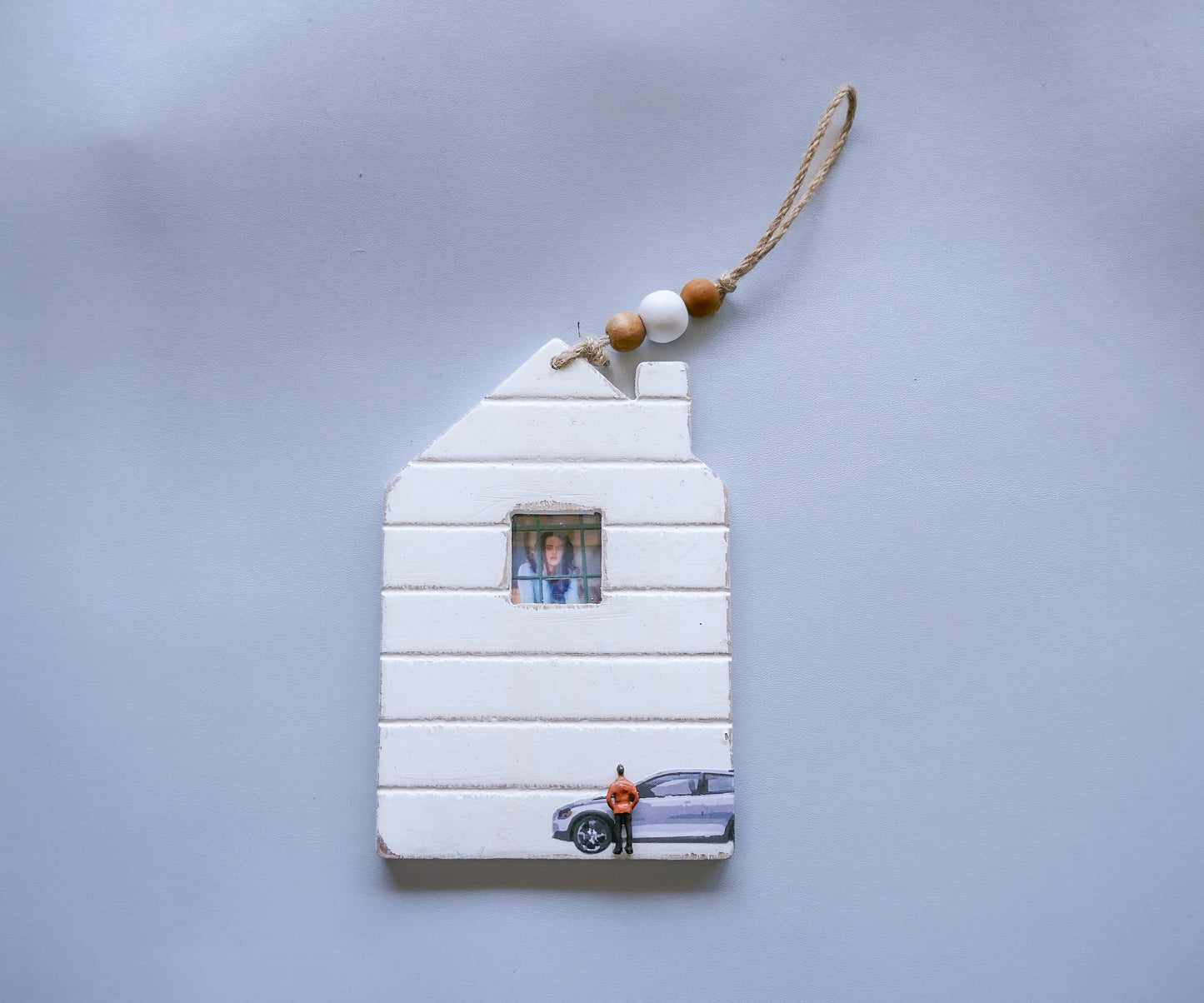 Twilight Inspired Home Decor - Wooden Swan House Wall Hang