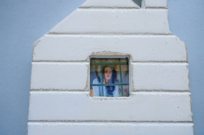 Twilight Inspired Home Decor - Wooden Swan House Wall Hang